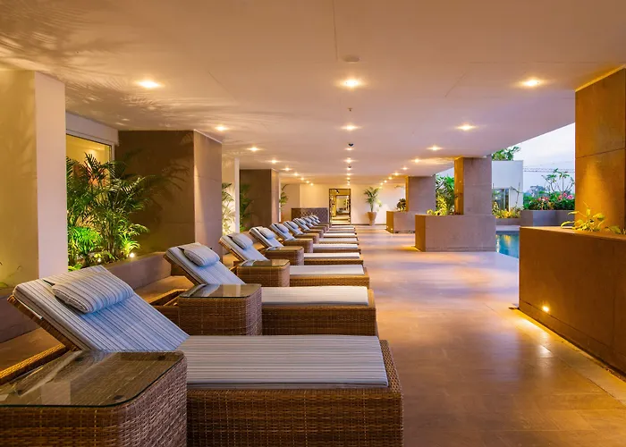 Lemon Tree Premier City Center Pune